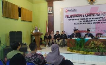 Ketua Bawaslu Bondowoso Nani Agustina saat memberi sambutan 