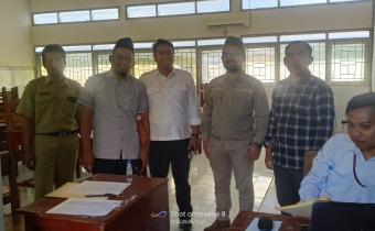 Bapak Sholikul Huda beserta Staff sedang mengawasi tes CAT PPK yang dilakukan oleh KPU